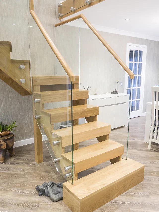 application-of-finger-joint-hardwood-panels-solid-oak-stair-treads